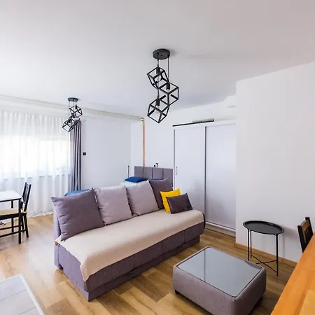 Apartament Japlenski